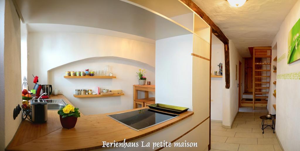 Lehmgefuehl, Design Vier, La Petite Maison Trier Exteriör bild
